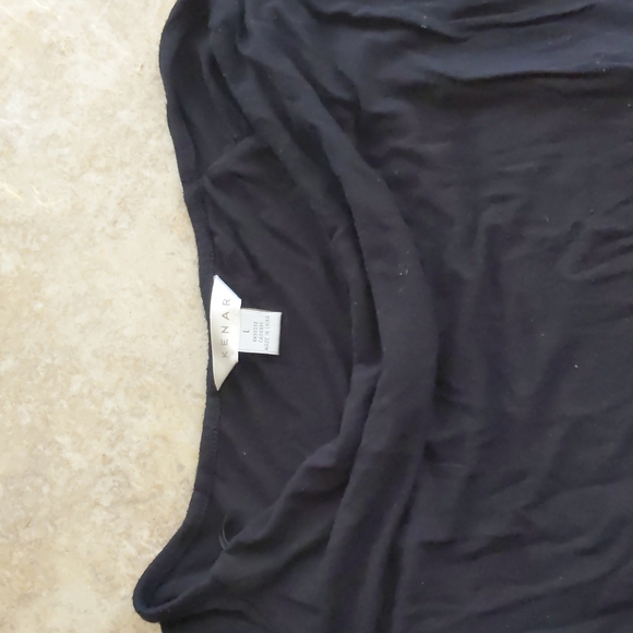 Beautiful Off the Shoulder Top - Picture 2 of 5